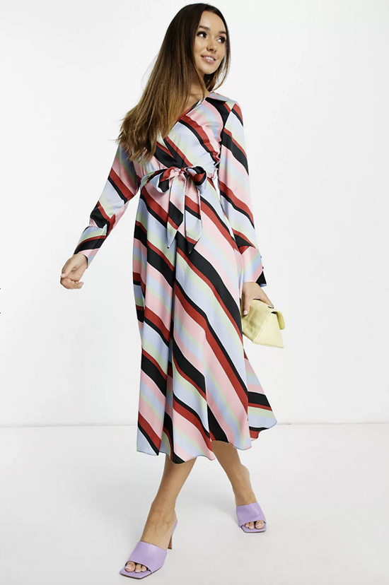 How To Wear Stripes for Women Over 50: Best Ways To Style Them ...